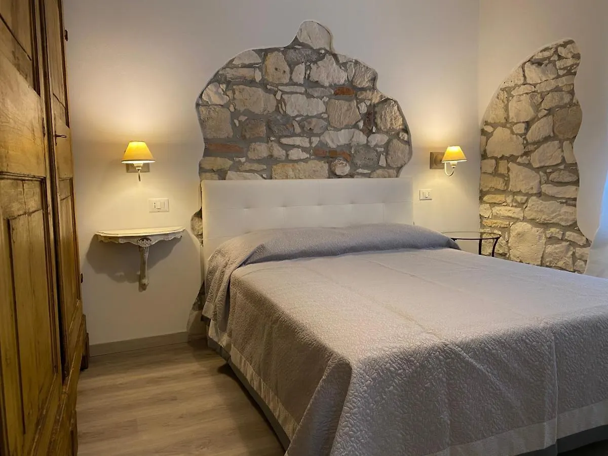 Unique Rooms Verona 0*,  İtalya